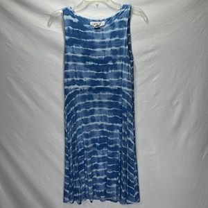 Blue Tie Dye Flowy Dress